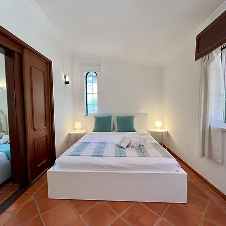 Alvor Traditional With Pool By Homing * Unhais Da Serra